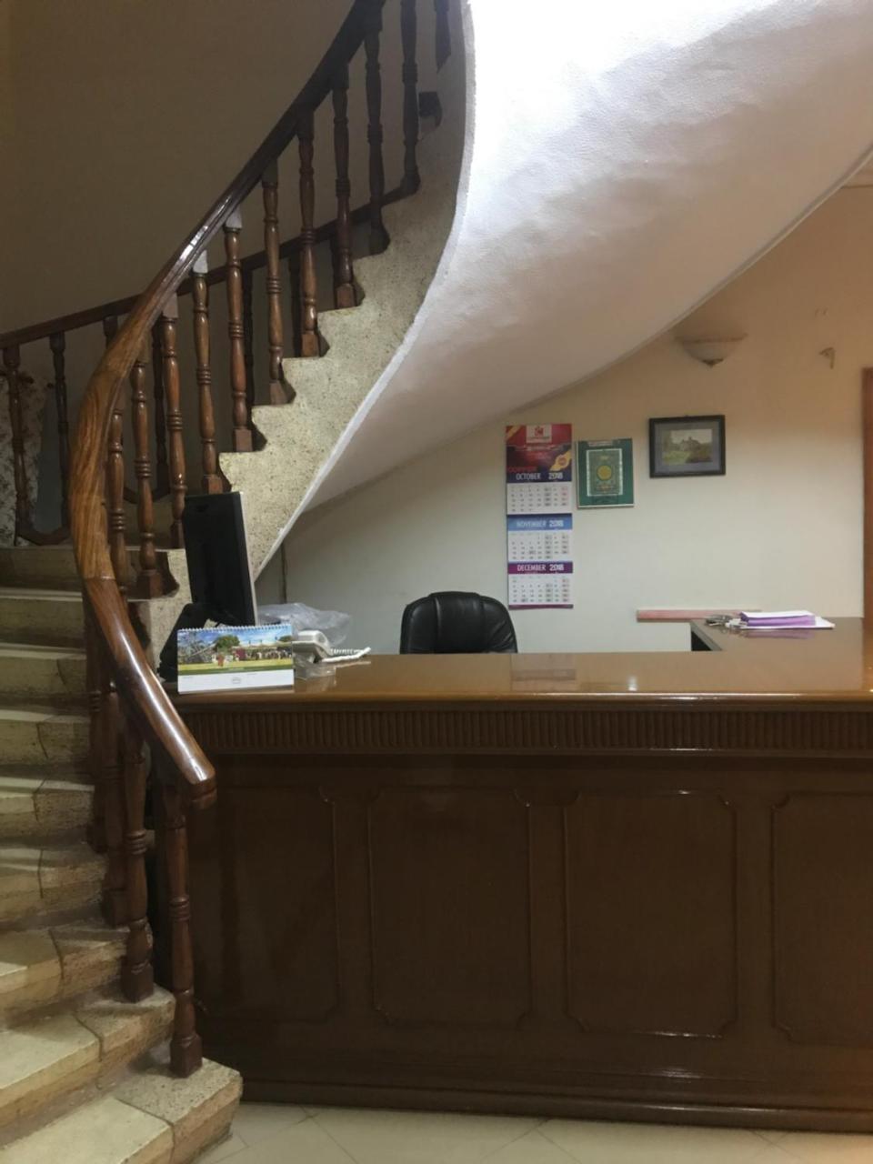 New Shelton Guest House Исламабад Экстерьер фото