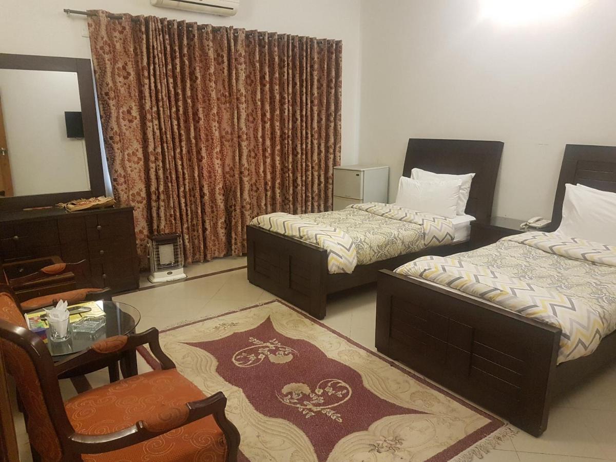 New Shelton Guest House Исламабад Экстерьер фото